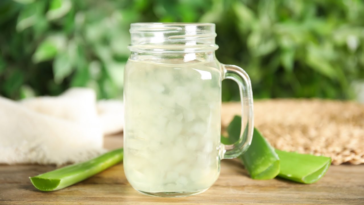 The Best Thing To Drink For Hydration Isn't Water